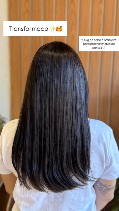 Depois: cabelo com pontas preenchidas, no story Transformado da Jana